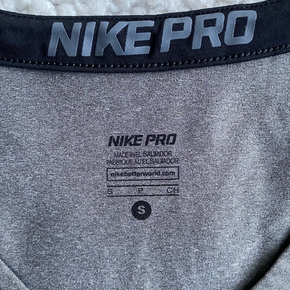 Nike long sleeve grey running top - Picture 5 of 7